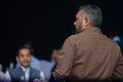 މިނިސްޓަރު ފައްޔާޒުގެ ސެލްފް އައިސޮލޭޝަން ނިމެއްޖެ، އަލާމާތެއް ނުފެނޭ