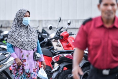 ކޮންޓެކްޓުންގެ ތެރޭގައި 65 އަހަރުން މަތީގެ މީހުން ގިނަ: ޑރ. އަފްޒަލް