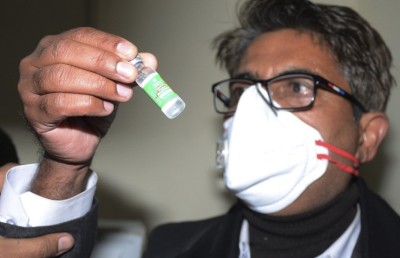 އިންޑިއާ އިން މާދަމާ އޮކްސްފޯޑް ވެކްސިން ރާއްޖެއަށް ގެންނަނީ