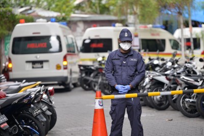 އަހަރުނުވާ ކުއްޖެއްގެ ސާމްޕަލް ދޭން މައިންބަފައިންގެ މައްޗަށް އަމުރުކޮށްފި