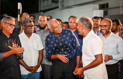 ލިސްޓުތައް ހަދައިފި، ޕީޕީއެމް ވެރިކަމެއްގައި ފުލުހުންނާއި ކޯޓުތަކަށް ދެންވެސް ޖެހޭނީ މީހުން ހައްޔަރުކުރަން: އިލްހާމް