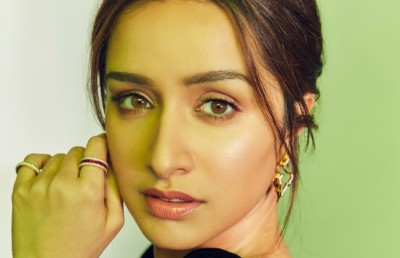 ޝްރަދާ ކަޕޫރް ކައިވެންޏަށް ތައްޔާރުވަނީ؟