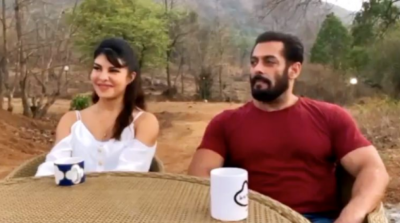 ސަލްމާން އާއި ޖެކަލީން ގެ ވީޑިއޯ ލަވައެއް