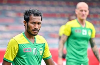 ވާދަވެރި މެޗެއް ނުލިބުމަކީ ޗެލެންޖެއް، އެކަމަކު އުންމީދު އެބަ އޮތް: ހަމްޕު