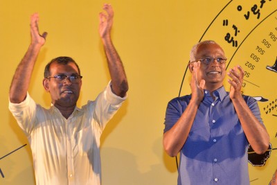ބޮޑު ދެގެރި ތެޅުން، ބާރުކުރަނީ ކައްގަލަށެވެ.
