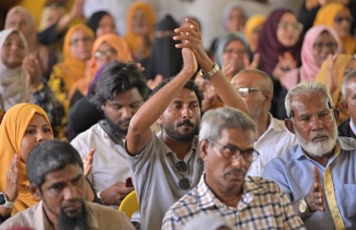 އައްޑޫގައި ޑޮލަރު އޭޓީއެމްގެ ހިދުމަތް ގާއިމުކޮށްދޭން ރައީސްގެ ވައުދެއް