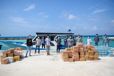 ފުނަދޫ ރައްޔިތުންގެ ފަރާތުން ނަރުދޫގެ ކޮންމެ ގެއަކަށް ބޮޑު އެހީތެރިކަމެއް