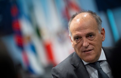 ފީފާގެ ރައީސް ސުޕަ ލީގަށް ތާއީދުކުރާކަމަށް ތުހުމަތުކޮށްފި