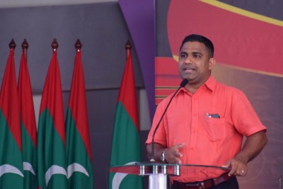 އަދަބީ އޮންލައިން ކޯސްތަކަށް ހާހަކަށް ވުރެ ގިނަ މީހުން ކުރިމަތިލައިފި
