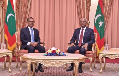 ނިޒާމީ ވޯޓަށް އެއްބަސްވެވިފައި ވަނިކޮށް ދެ ރައީސުން ބައްދަލުކުރައްވައިފި