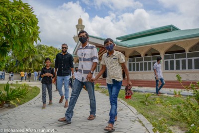 މިސްކިތްތަށް ހުޅުވާލުމާއެކު މާސްކާއެކު އެންމެން ނަމާދަށް