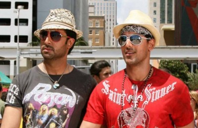 ޖޯން އާއި އަބީޝެކަށް މަލަޔާޅަމް ފިލްމެއްގެ ރިމޭކެއް