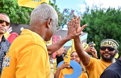 ތިނަކަށް ވޯޓުދީ، ނޫނީ ކަރުނަ އަޅާ ރޯންޖެހިދާނެ: ރައީސް