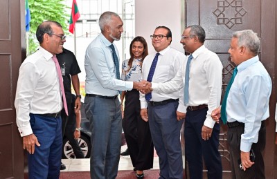 މުއިއްޒު ހުވާކުރުމުގެ ރަސްމިއްޔާތު އެދިވަޑައިގެންނެވި ގޮތަށް ކުރިއަށް ގެންގޮސްދޭނަން: ނަޝީދު