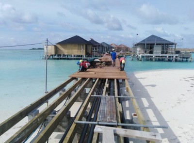 ހަދަމުންދާ ދެ ރިސޯޓަކަށް 12 މިލިއަން ރުފިޔާގެ ގެއްލުންދީ މަރާމާރީ ހިންގި ބަޔަކު ފޮނުވާލަން ނިންމައިފި