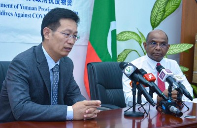 ޗައިނާއިން 100،000 ޑޯޒްގެ ވެކްސިން ރާއްޖެއަށް ހަދިޔާ ކުރަނީ