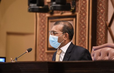 ތަޅުމުގައި ޖަލްސާ ނުބާއްވާ، ރާއްޖެއަށް ބަދަލުތައް ގެންނަން ދަތިވާނެ: ނަޝީދު