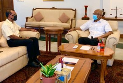 ރައީސް ނަޝީދު މުލިއާގެއަށް ވަޑައިގެން ރައީސް ސޯލިހްއާ ބައްދަލު ކުރައްވައިފި