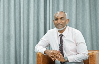މުއިއްޒު ހުވާކުރައްވާ ރަސްމިއްޔާތު ޖުމްހޫރީ މައިދާނުގައި
