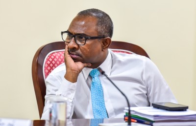 އިންތިގާލީ މަރުހަލާގައި ސަފީރަކު ހަމަޖައްސަން އެދުމުން ޑިމޮކްރެޓުންގެ ޝަކުވާ