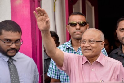 ޔާމީންގެ ދިފާއުގައި މައުމޫން ނުކުމެވަޑައިގަންނަވާނެ ކަމުގެ އިޝާރާތެއް