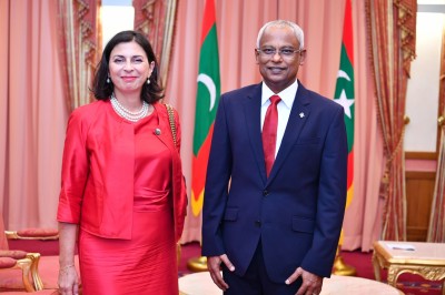 އިޓަލީ ޓޫރިސްޓުން ރާއްޖެއަށް ވަފާތެރިވާނެ، އުންމީދަކީ ފްލައިޓުތައް އަވަހަށް ފެށުން: ސަފީރު