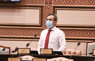 ސިއްހީ ކުއްލި ނުރައްކާ އިއުލާނުކުރާ ގަރާރަށް މަޖިލީހުގެ ރުހުން ހޯދަން ޖެހޭ ގޮތަށް ހަދަނީ