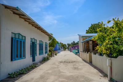 ހޯމް ކަރަންޓީނުގައި މީހަކު ހުއްޓަސް އެހެން މީހުންނަށް ގެއިން ބޭރަށް ދެވޭނެ
