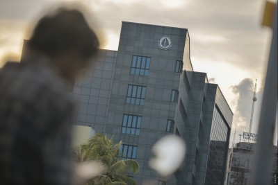 ރާއްޖޭގެ ރިޒާވް 270 މިލިއަން ޑޮލަރަށް ވުރެ ދަށަށް ހިނގައްޖެ