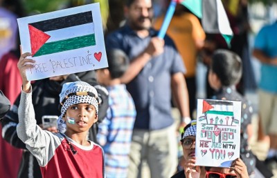 މެމްބަރުން ގޮވާލީ އިޒްރޭލު މީހުން އައުން ވަގުތުން ހުއްޓުވައި، އިމްޕޯޓު މަނާކުރަން