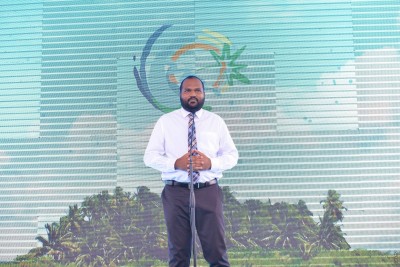 ޖުލައި މަހު ދެބައިކުޅަ އެއްބަޔަށްވުރެ ގިނަ ރިސޯޓު ހުޅުވޭނެ: މިނިސްޓަރު އަލީ
