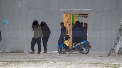 ރ. އަތޮޅު އޮޕަރޭޝަން: ޖަމާއަތް ހަދައިގެން ވައްކަންކުރި ކަމުގެ ތުހުމަތުގައި ހަ މީހެއްގެ ބަންދު ޖަހައިފި