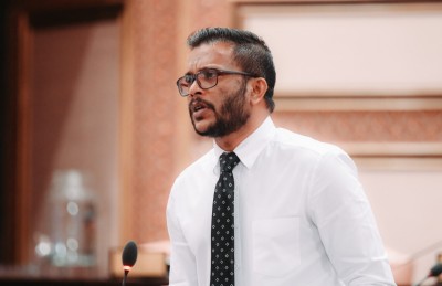މެމްބަރުން ގޮވާލީ އިޒްރޭލު މީހުން އައުން ވަގުތުން ހުއްޓުވައި، އިމްޕޯޓު މަނާކުރަން