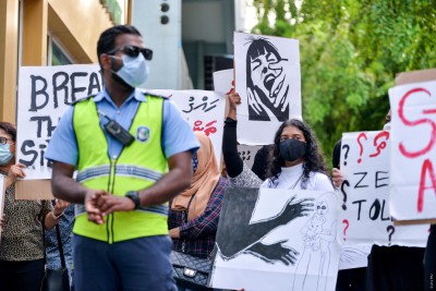 އަންހެން ކުއްޖެއް ރޭޕްކޮށް ބަނޑުބޮނޑުވި މައްސަލައާ ގުޅިގެން މީހަކު ހައްޔަރު ކޮށްފި