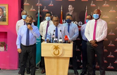 ބޭރުގެ ސިފައިންނަށް އުތުރުތިލަފަޅު ދޭން ހުރަސްއަޅާނަން: އިދިކޮޅު