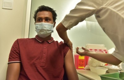 ކްލަބްތަކާއި ކުޅުންތެރިން ކޮވިޑް ވެކްސިންގެ ކެމްޕޭނެއްގައި!