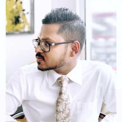 ޓޫރިޒަމް މިނިސްޓްރީގެ ސީނިޔާ ޕޮލިސީ ޑިރެކްޓަރު ހައްސާންވެސް މަގާމުން ވަކިކޮށްފި