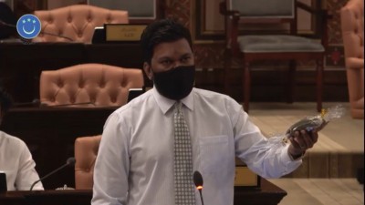 ނޭކުރެންދޫ ކަނޑޫފާ މަރުވުމުގެ ކަންބޮޑުވުން މަޖިލީހަށް، ކަނޑުލާއެކު