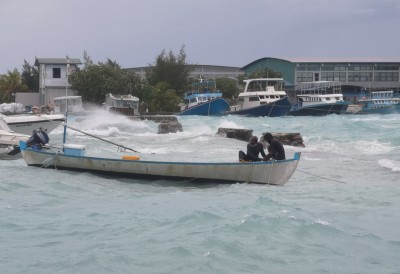ދެކުނު އިންޑިއާ ކަނޑުގެ ބިޔަ ރާޅުތައް ރާއްޖޭގެ ގޮނޑުދޮށްތަކަށް، ގެއްލުންތައް ބޮޑު!