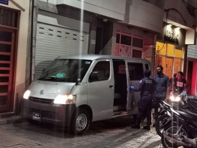 ޖިންސީގޯނާގެ ތުހުމަތު ކުރެވޭ އަލީ ވަހީދު ދިރިއުޅުއްވާ ގެ ބަލައިފާސްކޮށްފި