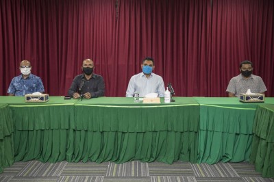 ނައިބު ރައީސްގެ ޝުކުރު އިލްމުވެރިންނަށް
