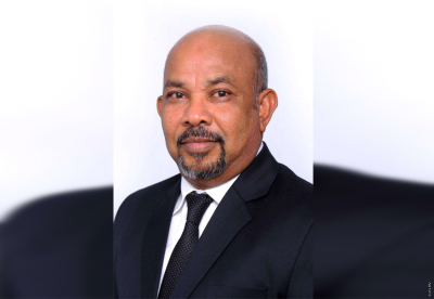 ޓޫރިޒަމްގެ ސްޓޭޓް މިނިސްޓަރު ސޯލިހަށް ދައުވާއެއް، ހެކިންގެ ގޮތުގައި ފަސް ވަޒީރުން