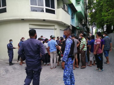 ބަންގްލަދޭޝް އެމްބަސީ ކުރިމަތީ ބިދޭސީންތަކެއް މުޒާހަރާކޮށްފި