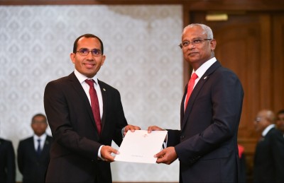 މަލީހް ވަކިކުރަން ޖެހޭ ސަބަބެއް އޮތް ކަމަކަށް ގާސިމް ދެކެވަޑައިނުގަންނަވާ!