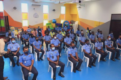 ބިދޭސީންގެ ހަމަނުޖެހުމާ ގުޅިގެން ސީޕީ ފުލުހުންނާ ބައްދަލުކޮށްފި