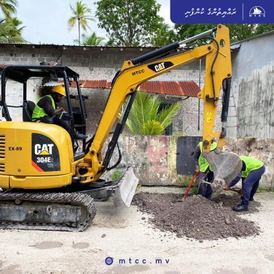 ފުވައްމުލަކު އެތެރޭ މަގުތައް ހެދުމުގެ މަސައްކަތް ފަށައިފި