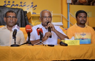 މާލެއިން ބިން ދޫކޮށްލުމުން ގޯތި ލިބޭ މަޝްރޫއެއް ހިންގާނަން: ރައީސް