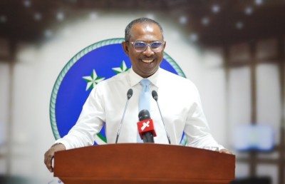 މަޖިލިސް ރައީސް ކަމަށް އަސްލަމް އާއި އާޒިމްގެ ނަން ހުށަހަޅައިފި