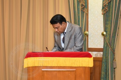 މޫސަ އެޗްއާރްސީއެމް އިން އިސްތިއުފާދެއްވައިފި