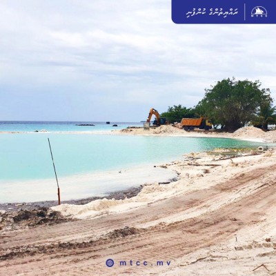 ދަރަނބޫދޫ ބަނދަރުު ބޮޑުކުރުމުގެ މަސައްކަތުގެ 33 ޕަސެންޓު ނިމިއްޖެ
